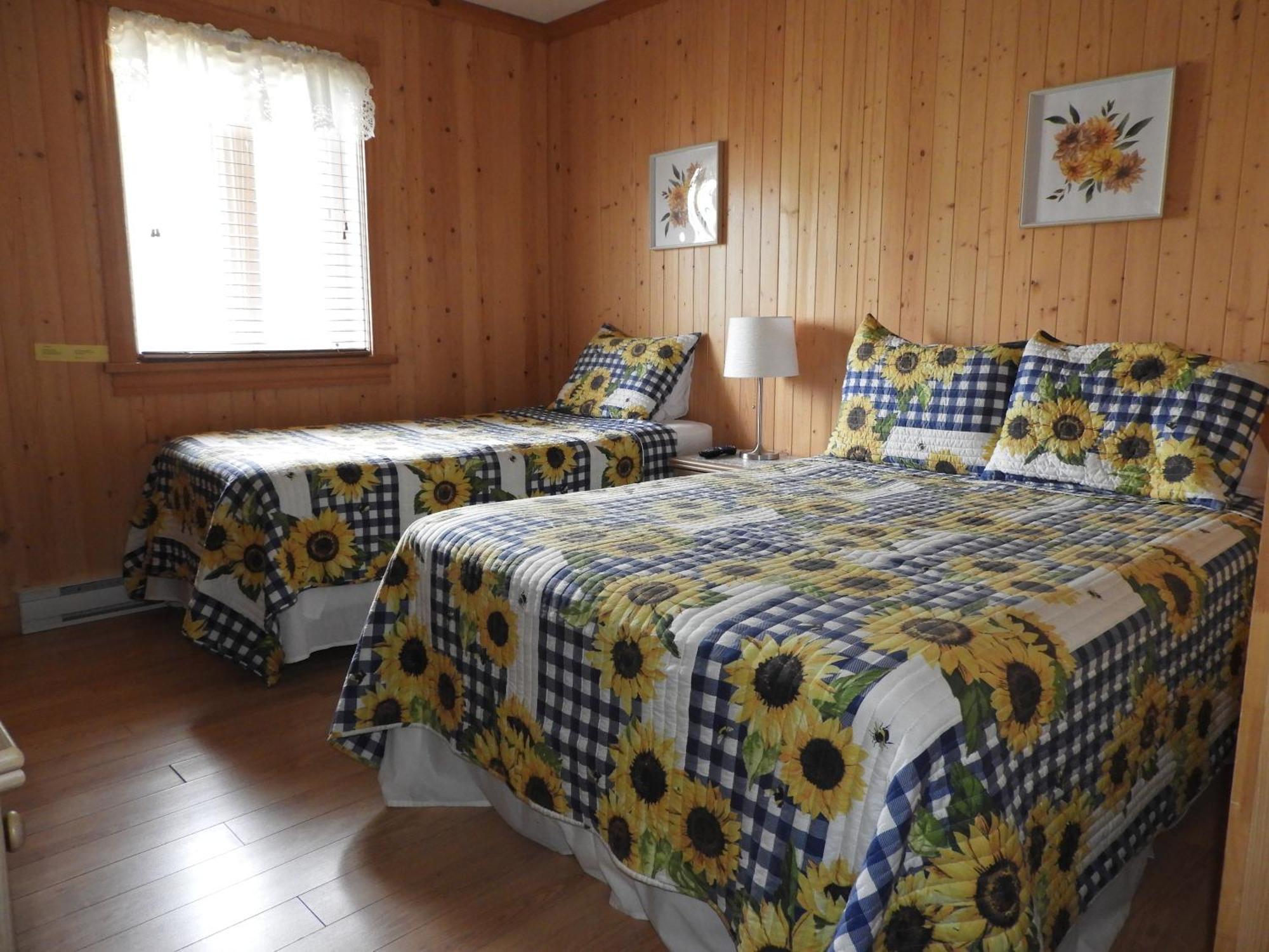 Hotel Sous La Croix 152725 タドゥサック エクステリア 写真