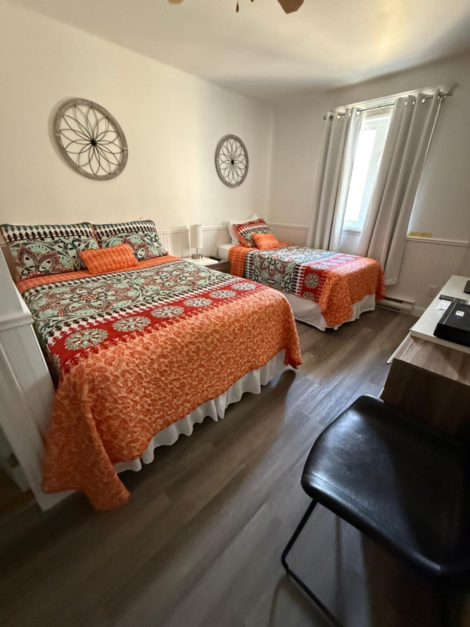 Hotel Sous La Croix 152725 タドゥサック エクステリア 写真