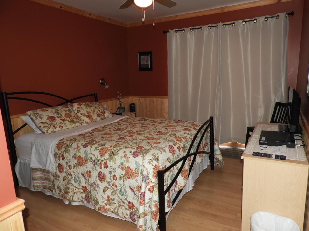 Hotel Sous La Croix 152725 タドゥサック エクステリア 写真