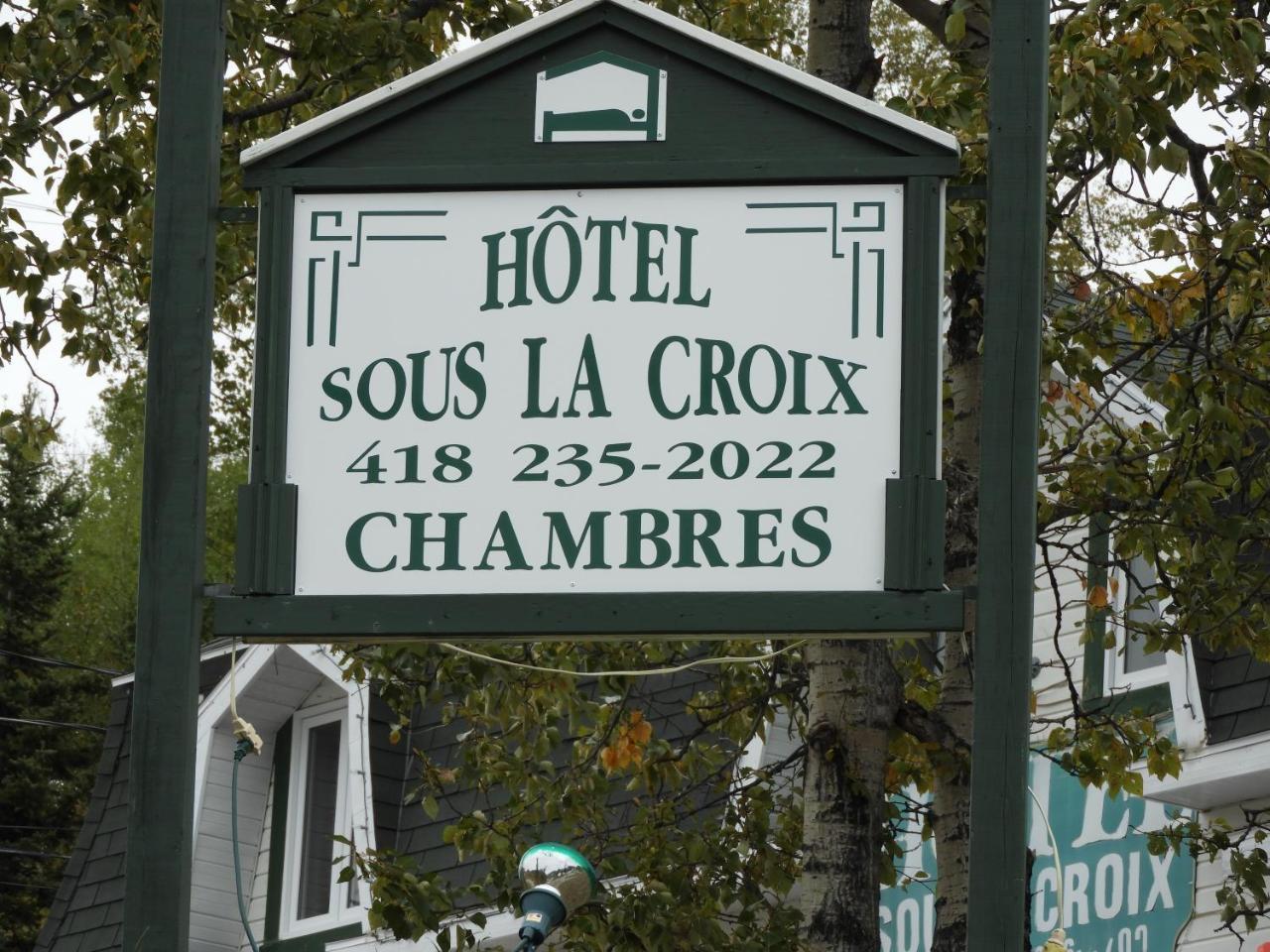 Hotel Sous La Croix 152725 タドゥサック エクステリア 写真